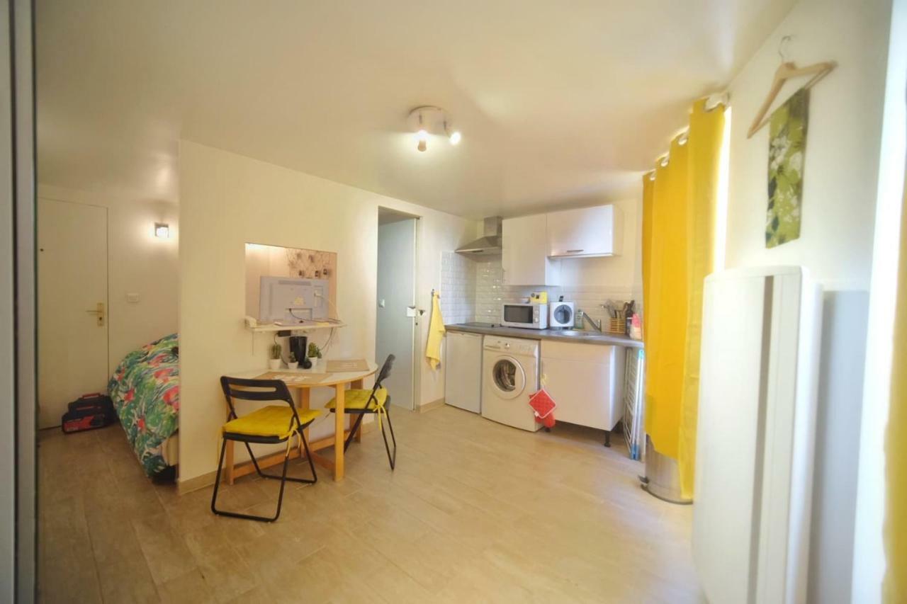 Charming Studio - Heart Of The City / Downtown Fontainebleau Exteriör bild