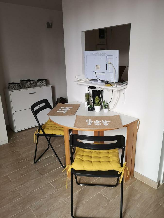Charming Studio - Heart Of The City / Downtown Fontainebleau Exteriör bild